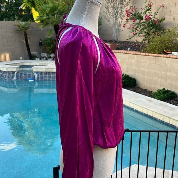 VERONICA BEARD NWT SIONNE PAISLEY BLOUSE - BRIGHT MAGENTA SILK BLEND - Size 0 - Picture 4 of 11